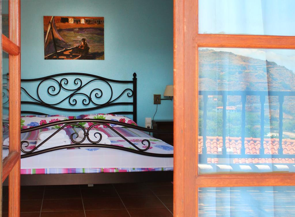 Ikaria Utopia - Cusco Studios Эвдилос Номер фото